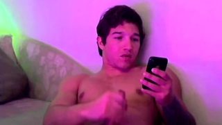 Jock Flaunts His Abs While Wanking