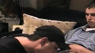 Amateur str8 enjoys blowjob by cute gay